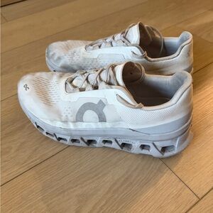 On Running Men's White Running Shoes Cloudmonster